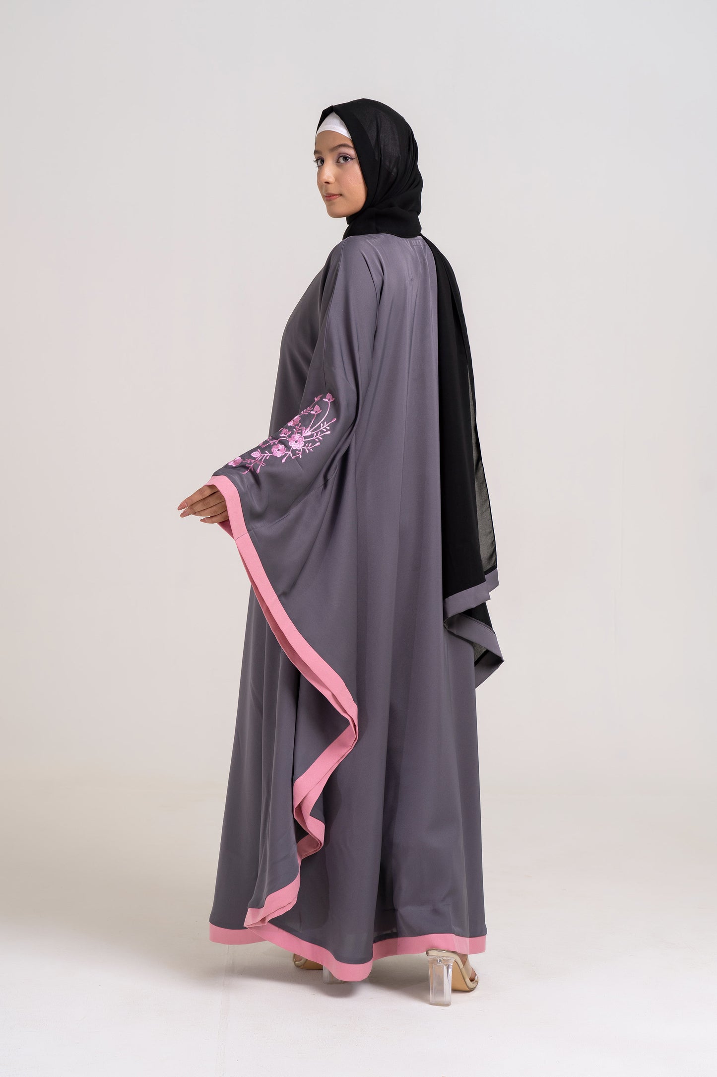 Blush Horizon Batwing Abaya