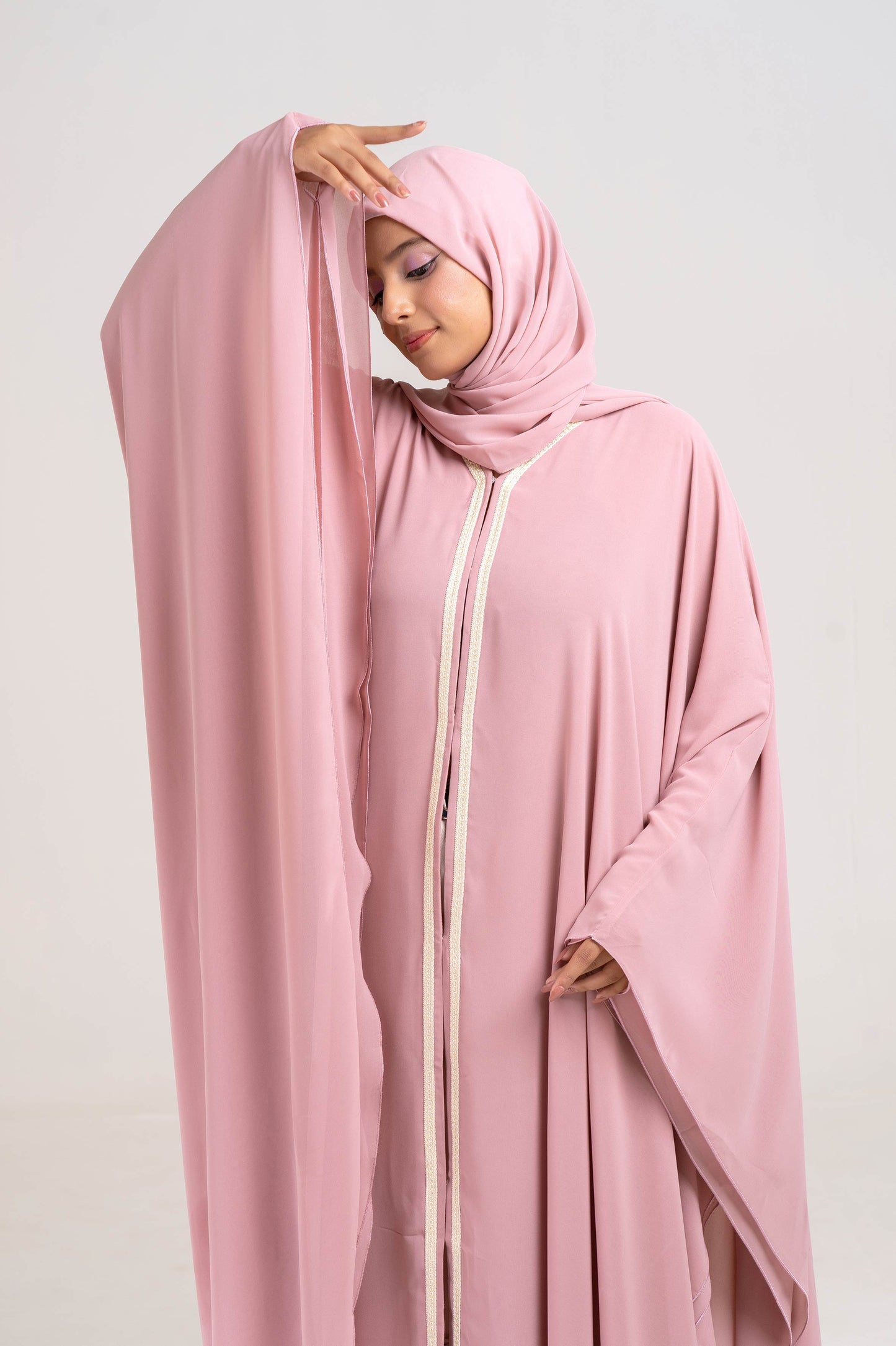 Rosy Wings Abaya