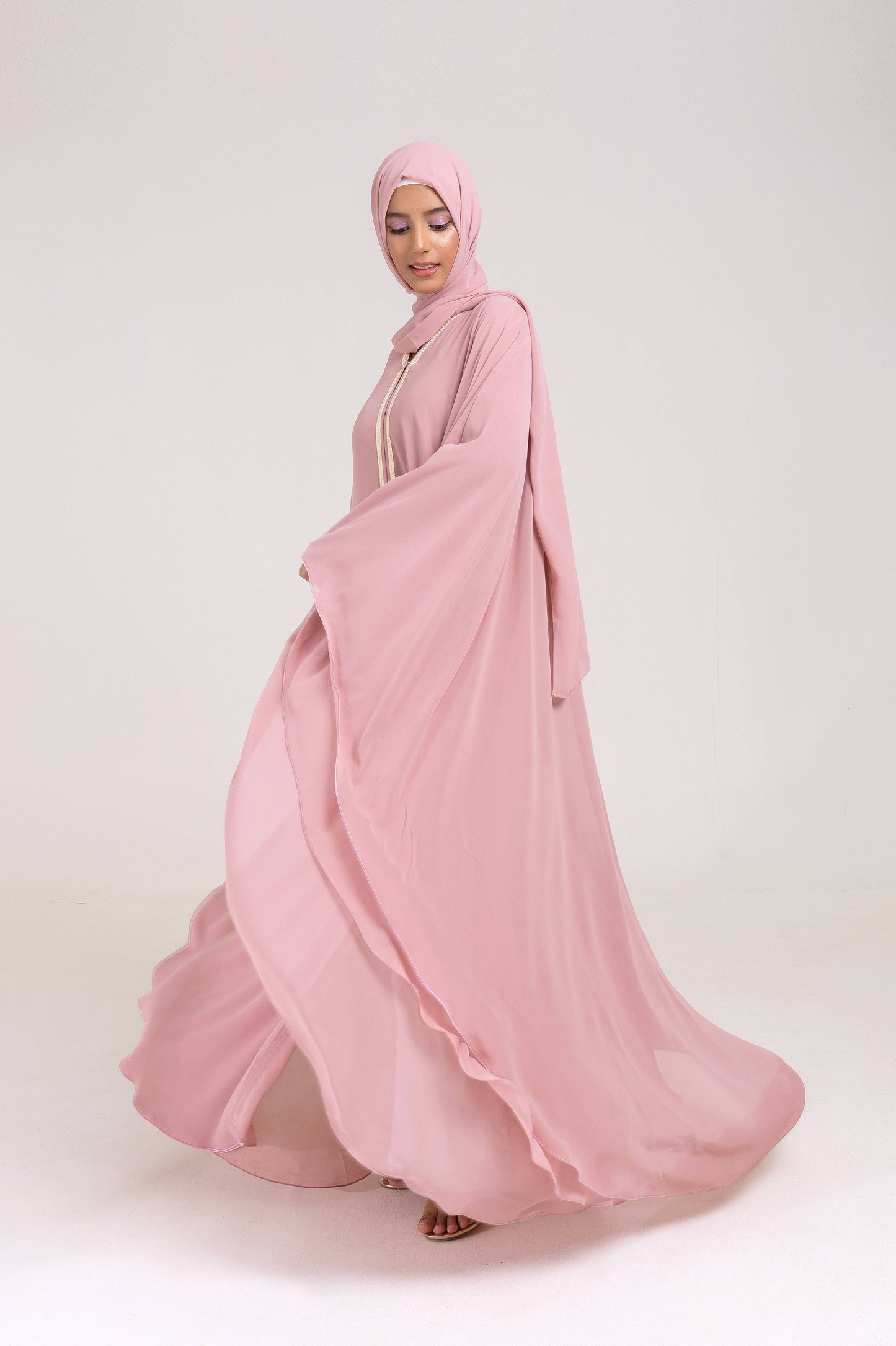 Rosy Wings Abaya