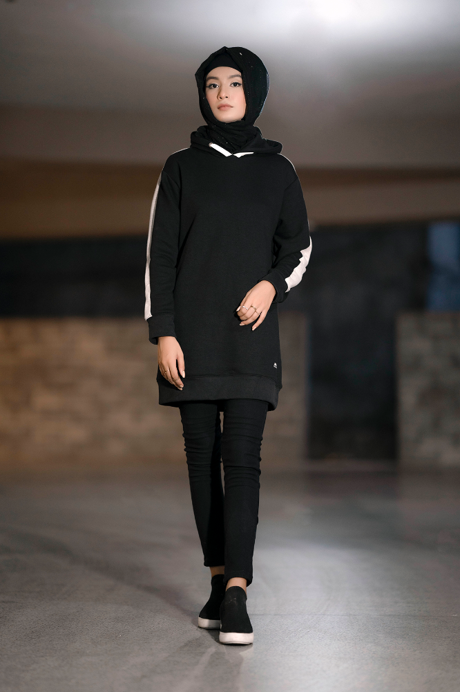 Ladies Fleece Black Modest Hoodie